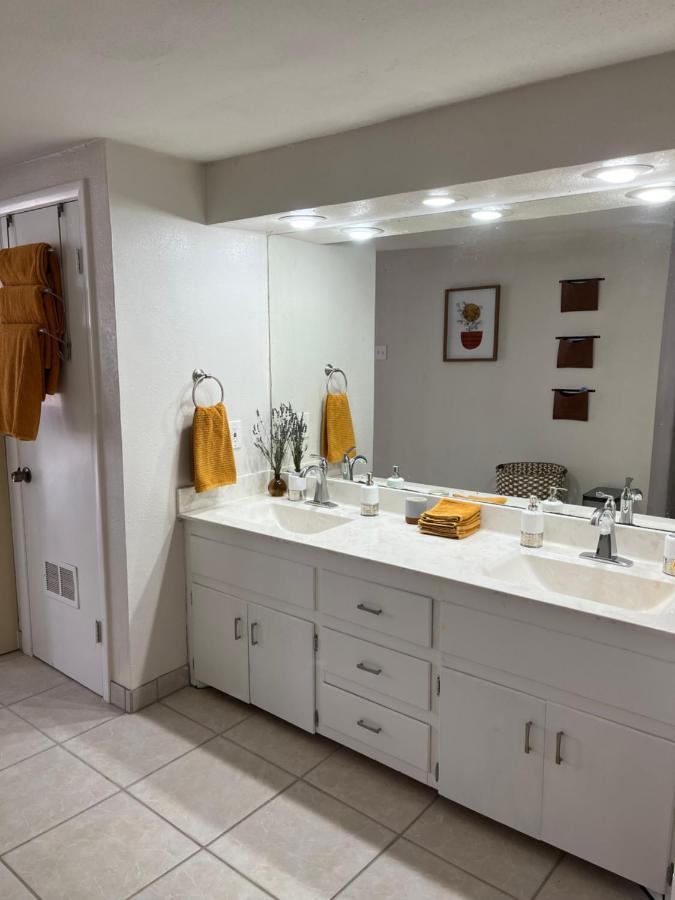 The Airstream Lodge Lubbock Ngoại thất bức ảnh